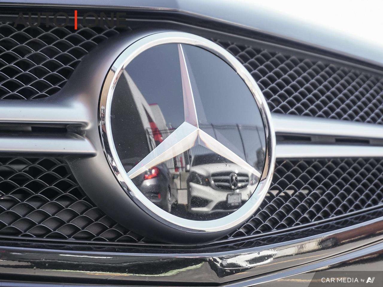 2013 Mercedes-Benz SL AMG PERFORMANCE l MAGIC SKYROOF l RED CALIPERS Photo