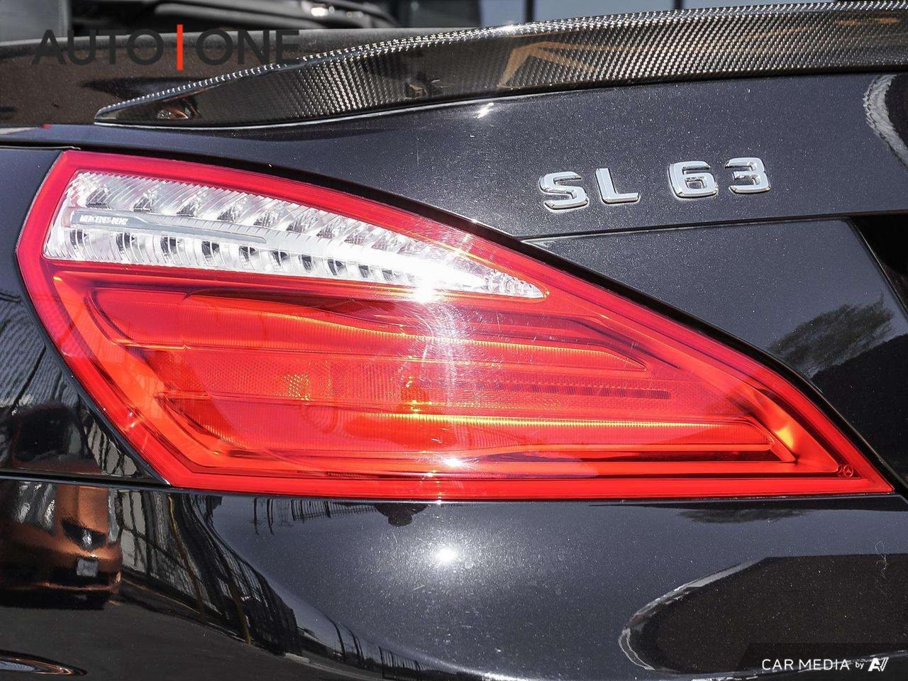 2013 Mercedes-Benz SL AMG PERFORMANCE l MAGIC SKYROOF l RED CALIPERS Photo
