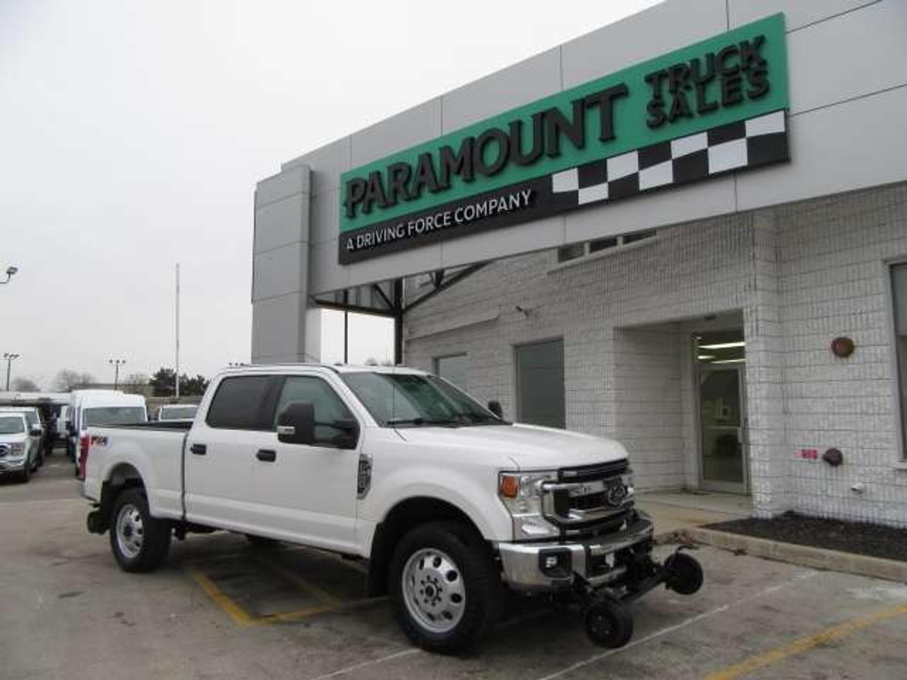 2024 Ford F-250 GAS CREW CAB 4X4 XLT 6.8FT BOX NEW HI-RAIL PACKAGE Photo0