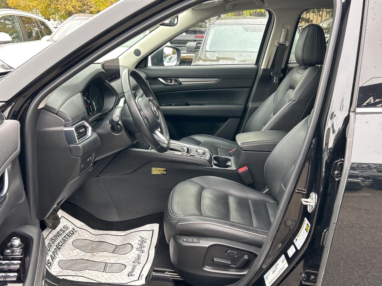 2025 Mazda CX-5 GT AWD,SUNROOF,HEADS UP, VENTED SEATS, CARPLAY Photo4