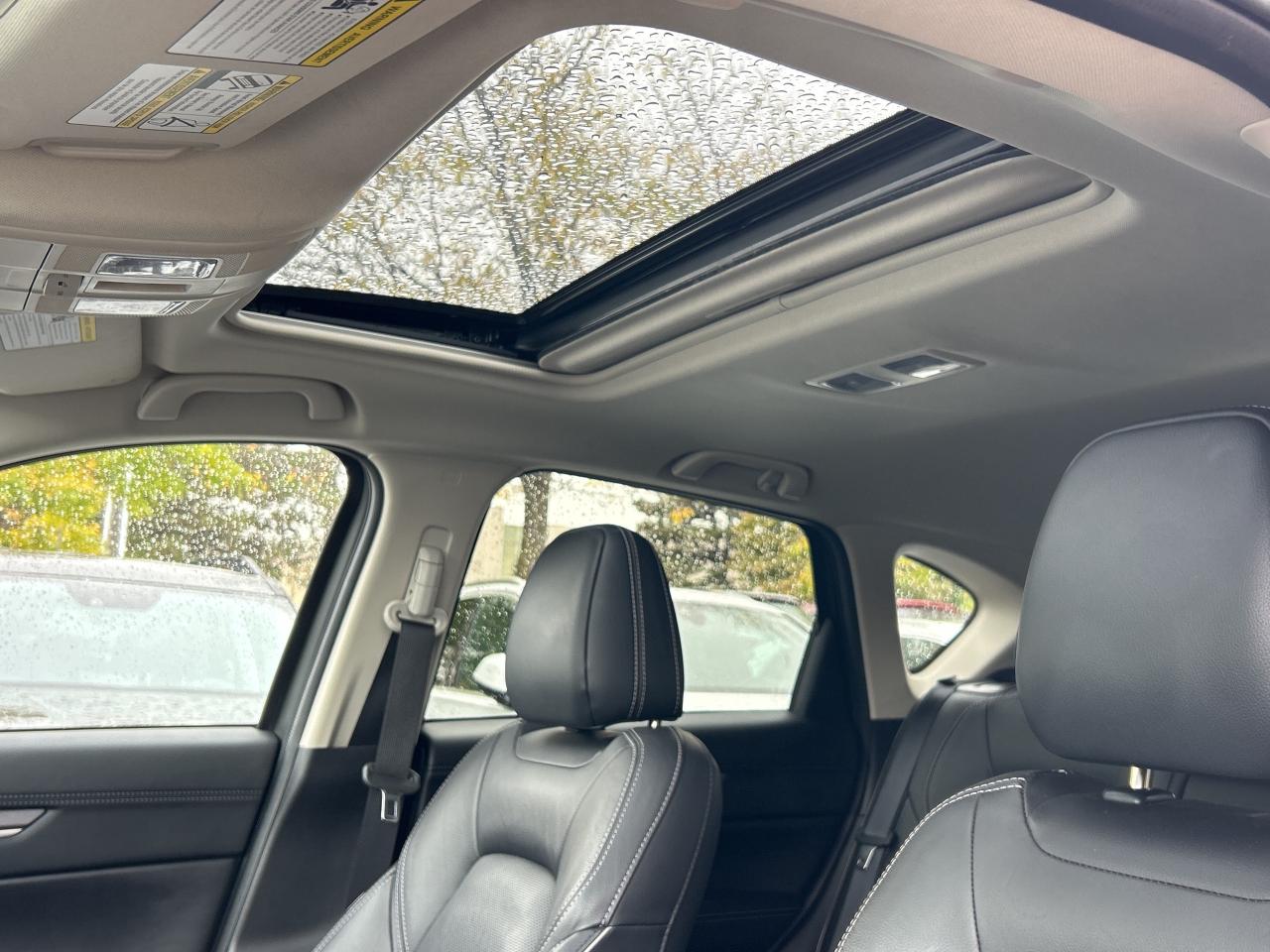 2025 Mazda CX-5 GT AWD,SUNROOF,HEADS UP, VENTED SEATS, CARPLAY Photo2