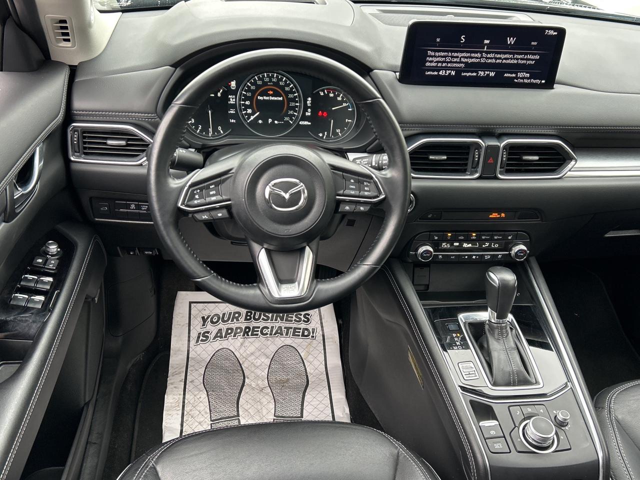 2025 Mazda CX-5 GT AWD,SUNROOF,HEADS UP, VENTED SEATS, CARPLAY Photo