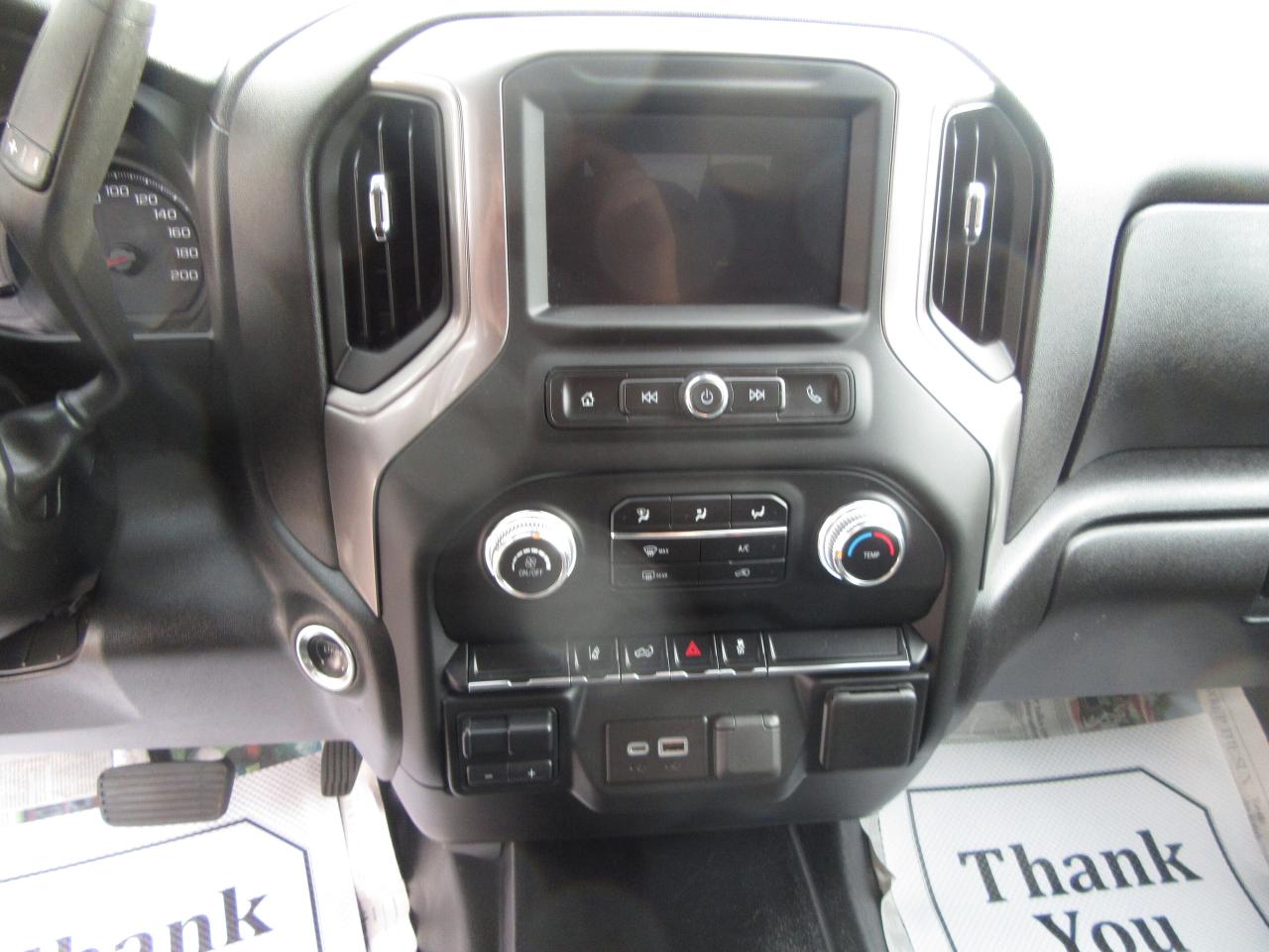 2024 GMC 2500 GAS CREW CAB 4X4 8FT LONG BOX PRO PACKAGE Photo