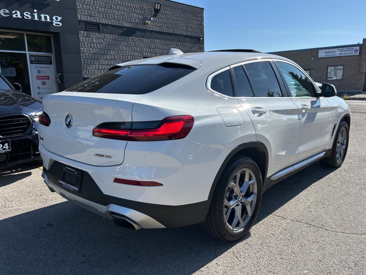 2025 BMW X4 HEADS UP DISPLAY, CARPLAY, PANOROOF,AMBIENT LIGHTS Photo