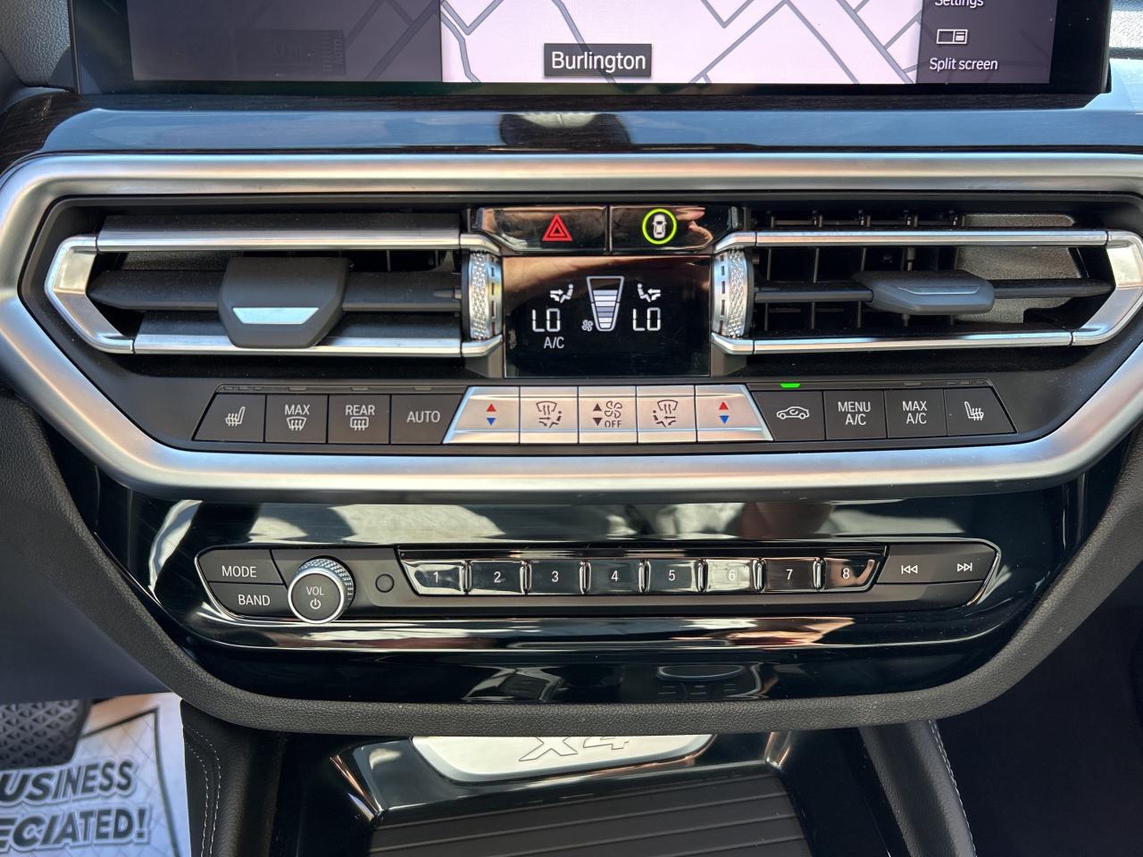 2025 BMW X4 HEADS UP DISPLAY, CARPLAY, PANOROOF,AMBIENT LIGHTS Photo