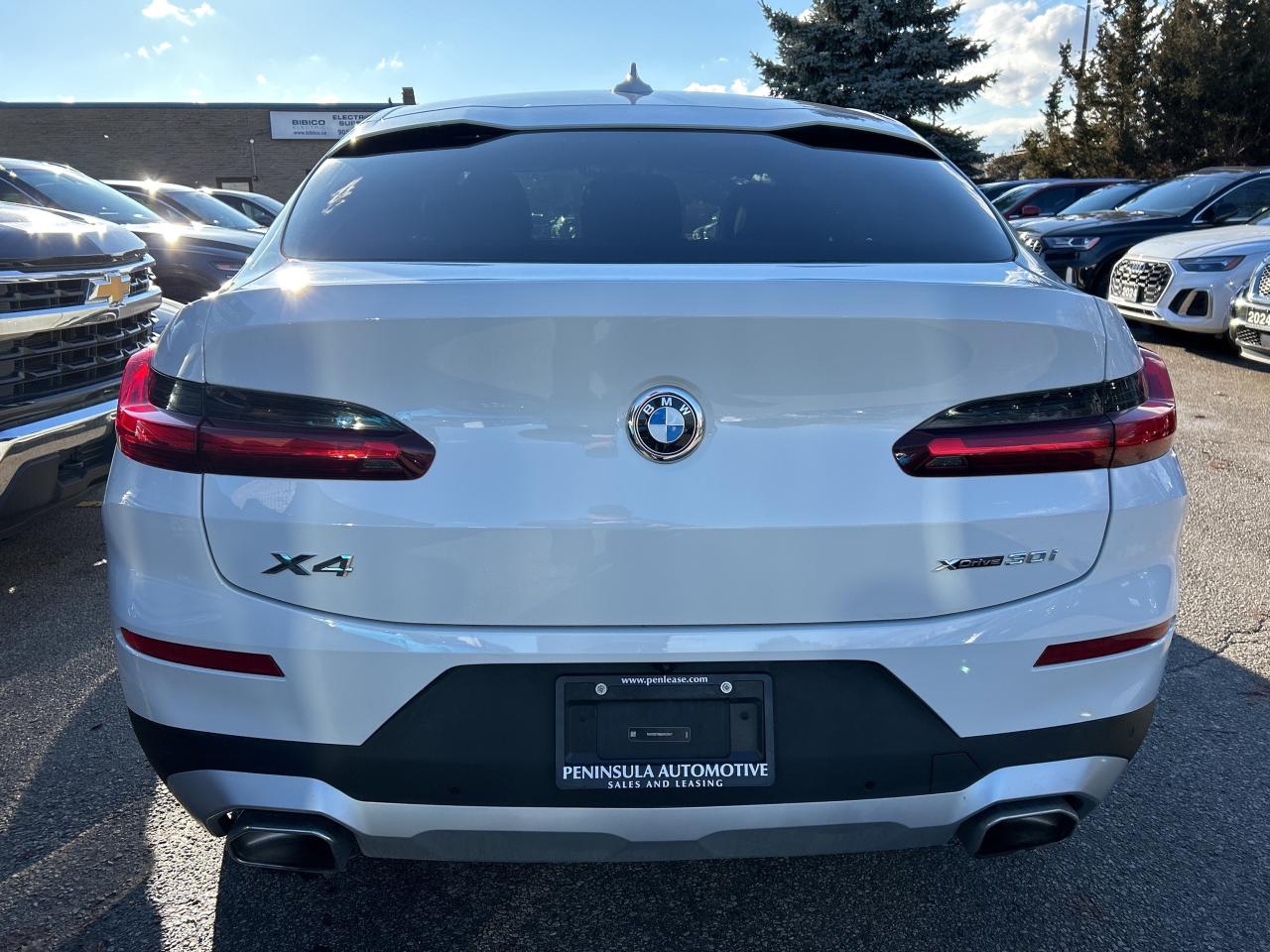 2025 BMW X4 HEADS UP DISPLAY, CARPLAY, PANOROOF,AMBIENT LIGHTS Photo