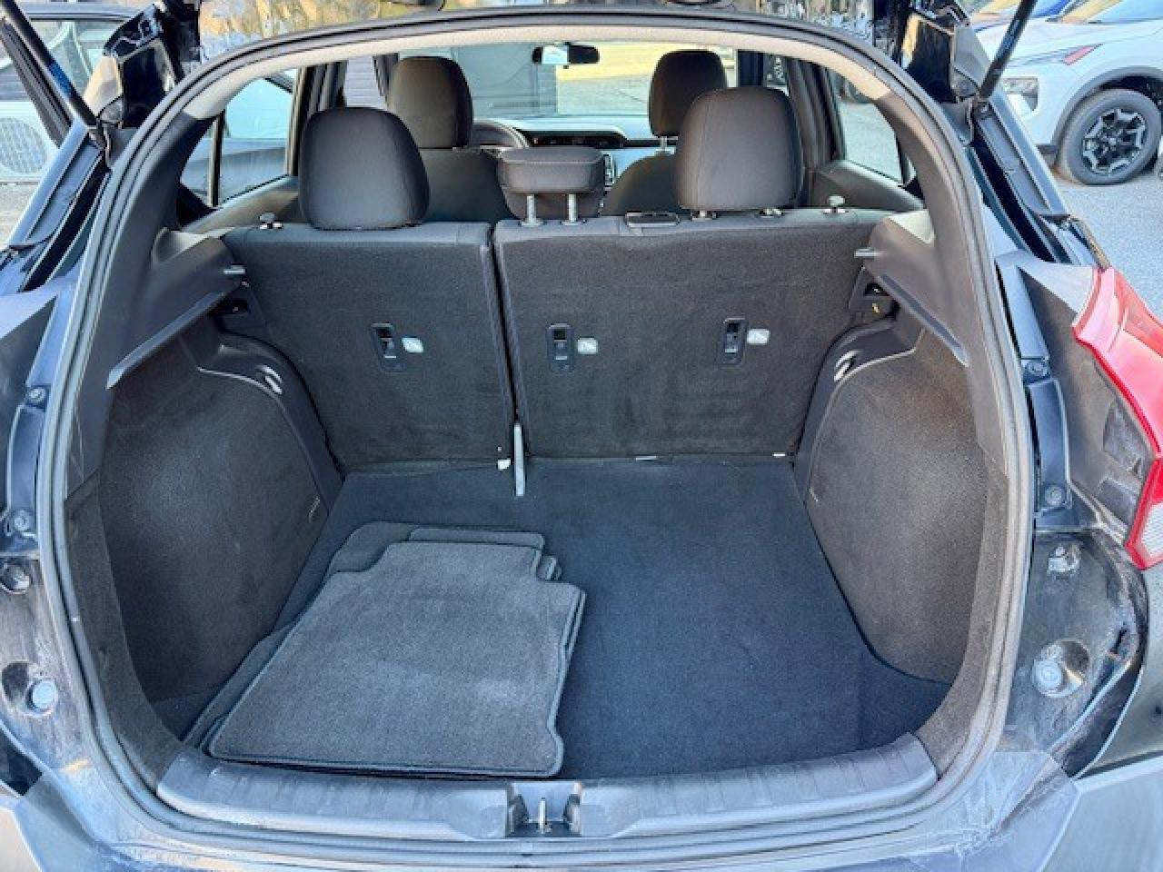 2020 Nissan Kicks S FWD, BLIND SPOT, EMERGENCY BRAKING, BACK UP CAM Photo