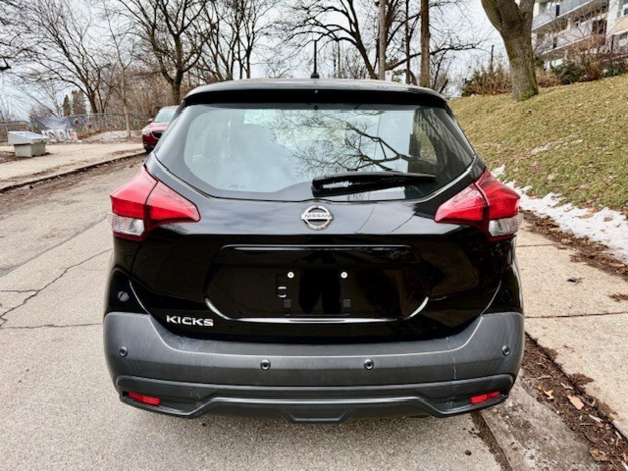2020 Nissan Kicks S FWD, BLIND SPOT, EMERGENCY BRAKING, BACK UP CAM Photo