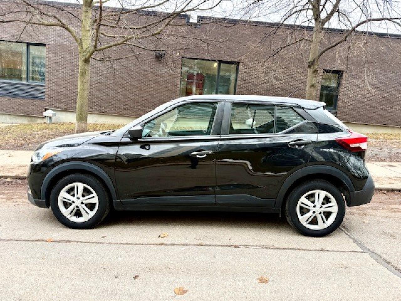2020 Nissan Kicks S FWD, BLIND SPOT, EMERGENCY BRAKING, BACK UP CAM Photo