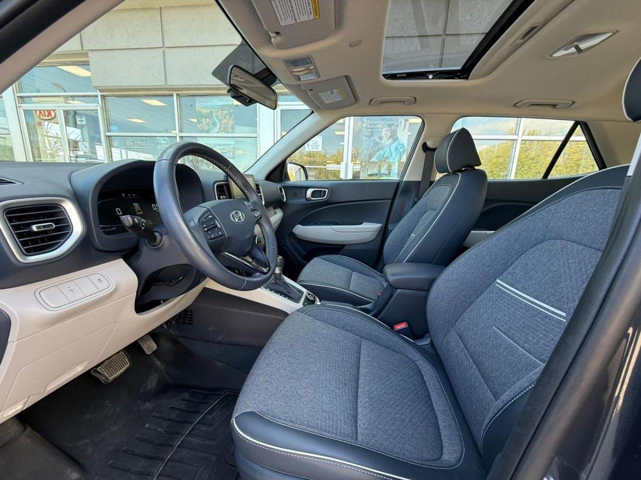 2024 Hyundai Venue Ultimate Photo