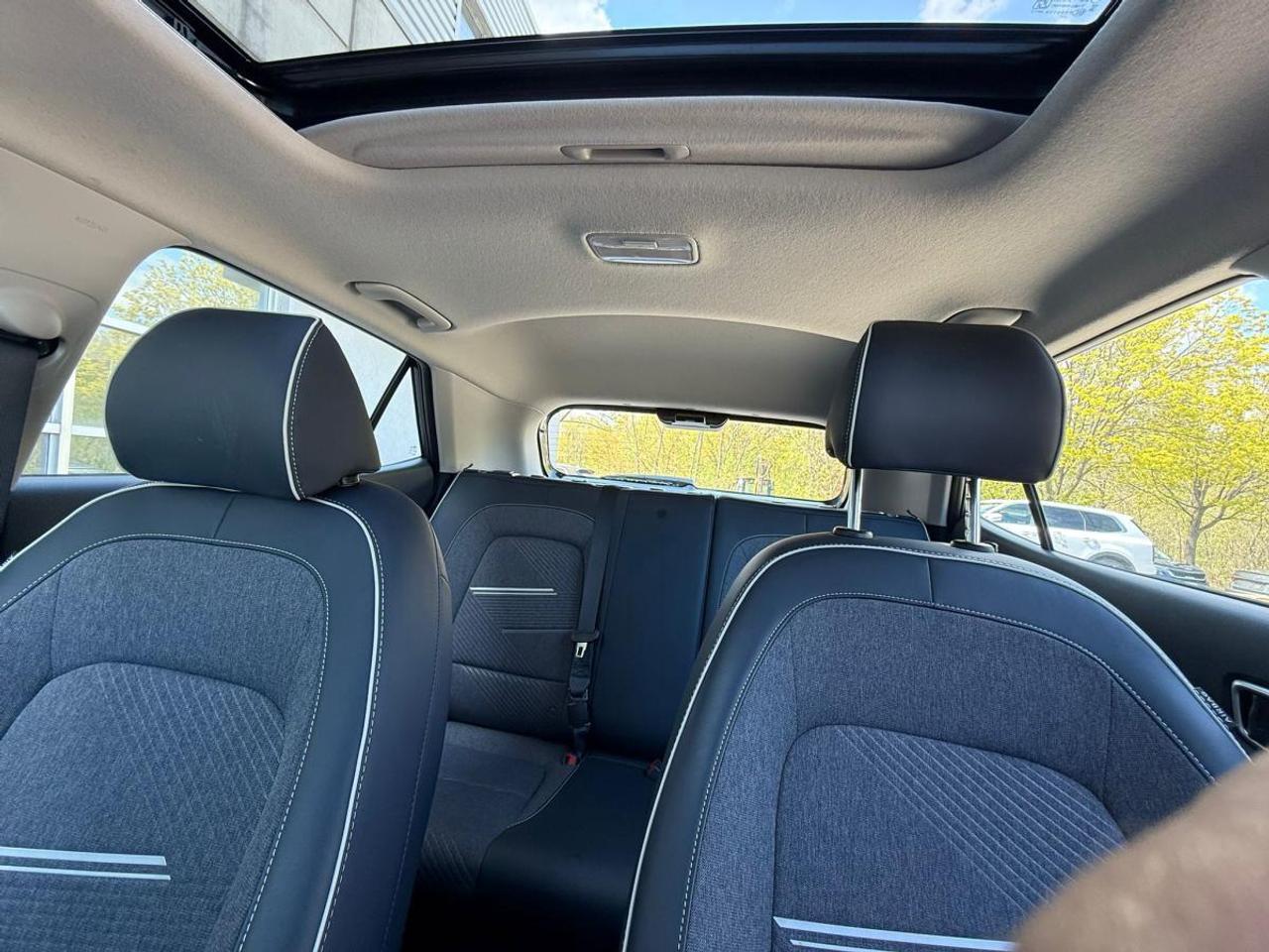 2024 Hyundai Venue Ultimate Photo