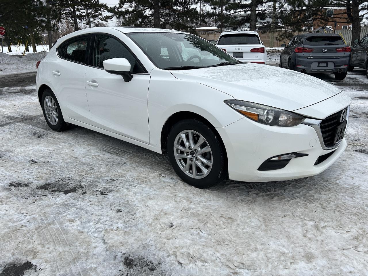 2017 Mazda Mazda3 Sport GS ONE OWNER Photo