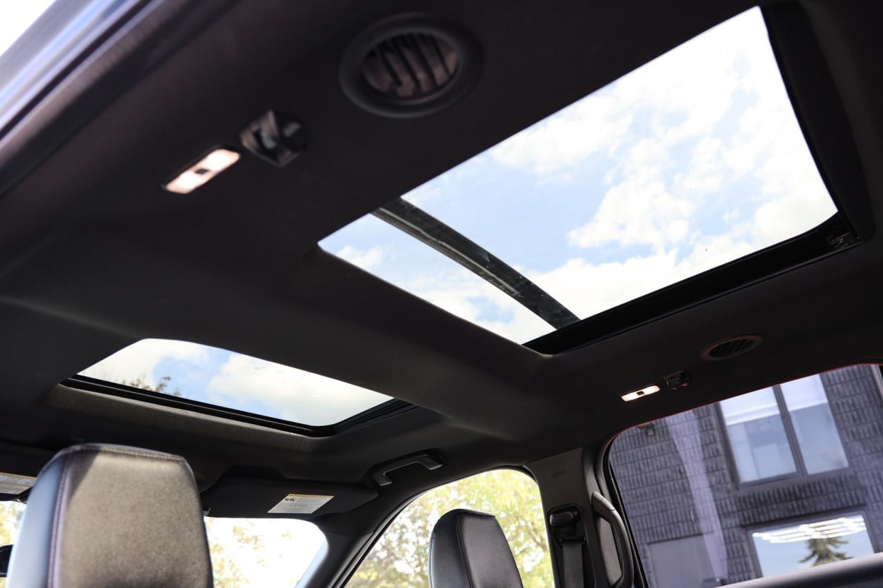 2019 Ford Explorer XLT-4WD-7 PASS/NAV/LEATHER/PANOROOF/B CAM/P SEATS/ Photo