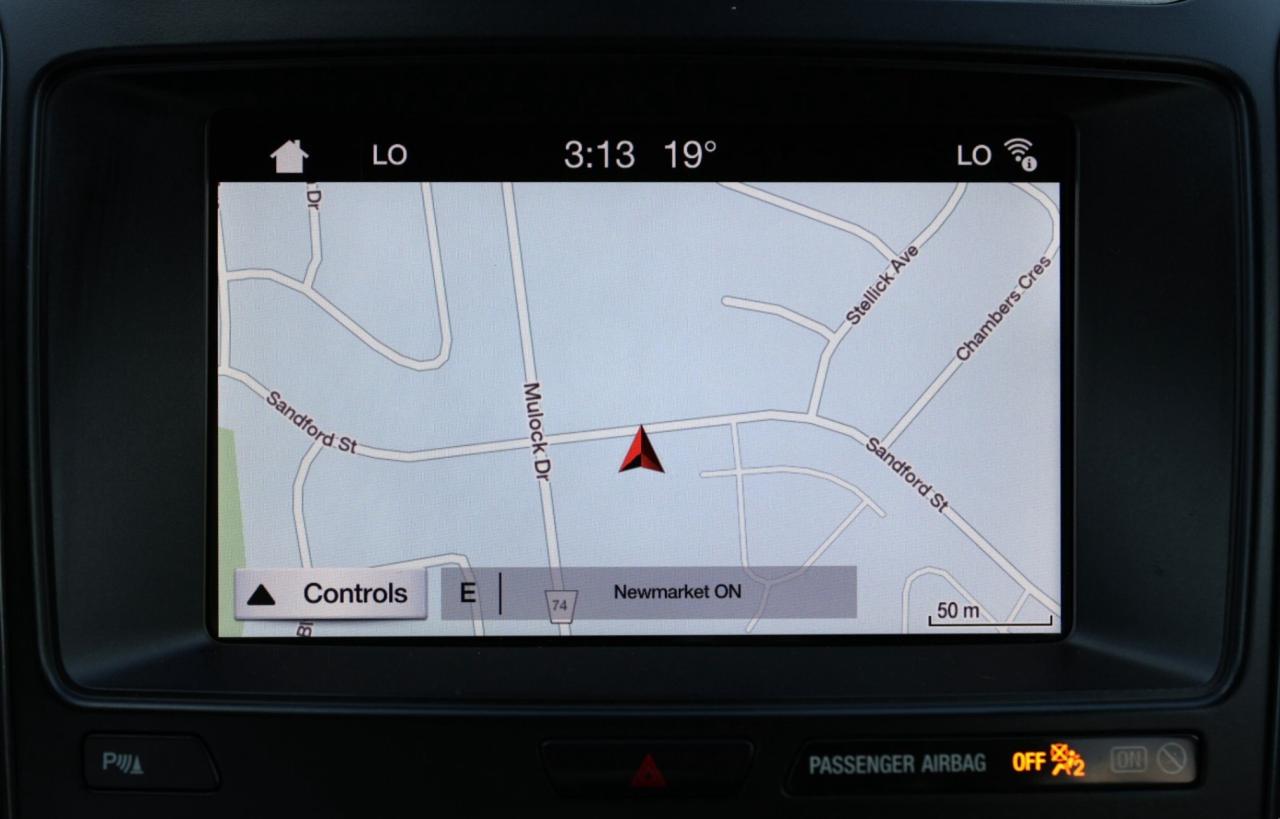 2019 Ford Explorer XLT-4WD-7 PASS/NAV/LEATHER/PANOROOF/B CAM/P SEATS/ Photo