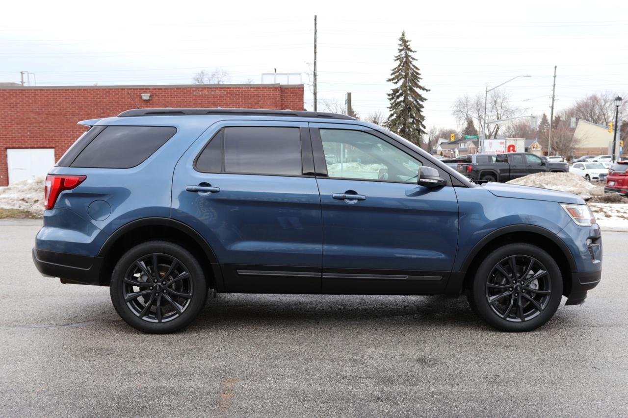 2019 Ford Explorer XLT-4WD-7 PASS/NAV/LEATHER/PANOROOF/B CAM/P SEATS/ Photo