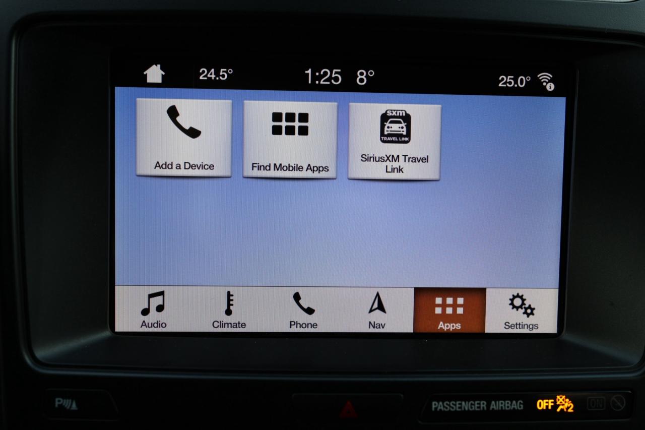 2019 Ford Explorer XLT-4WD-7 PASS/NAV/LEATHER/PANOROOF/B CAM/P SEATS/ Photo