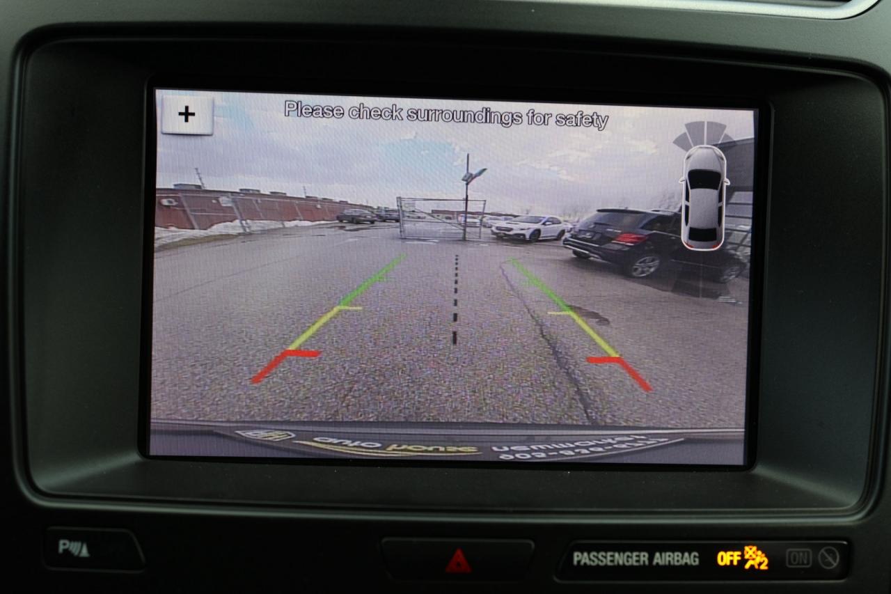 2019 Ford Explorer XLT-4WD-7 PASS/NAV/LEATHER/PANOROOF/B CAM/P SEATS/ Photo