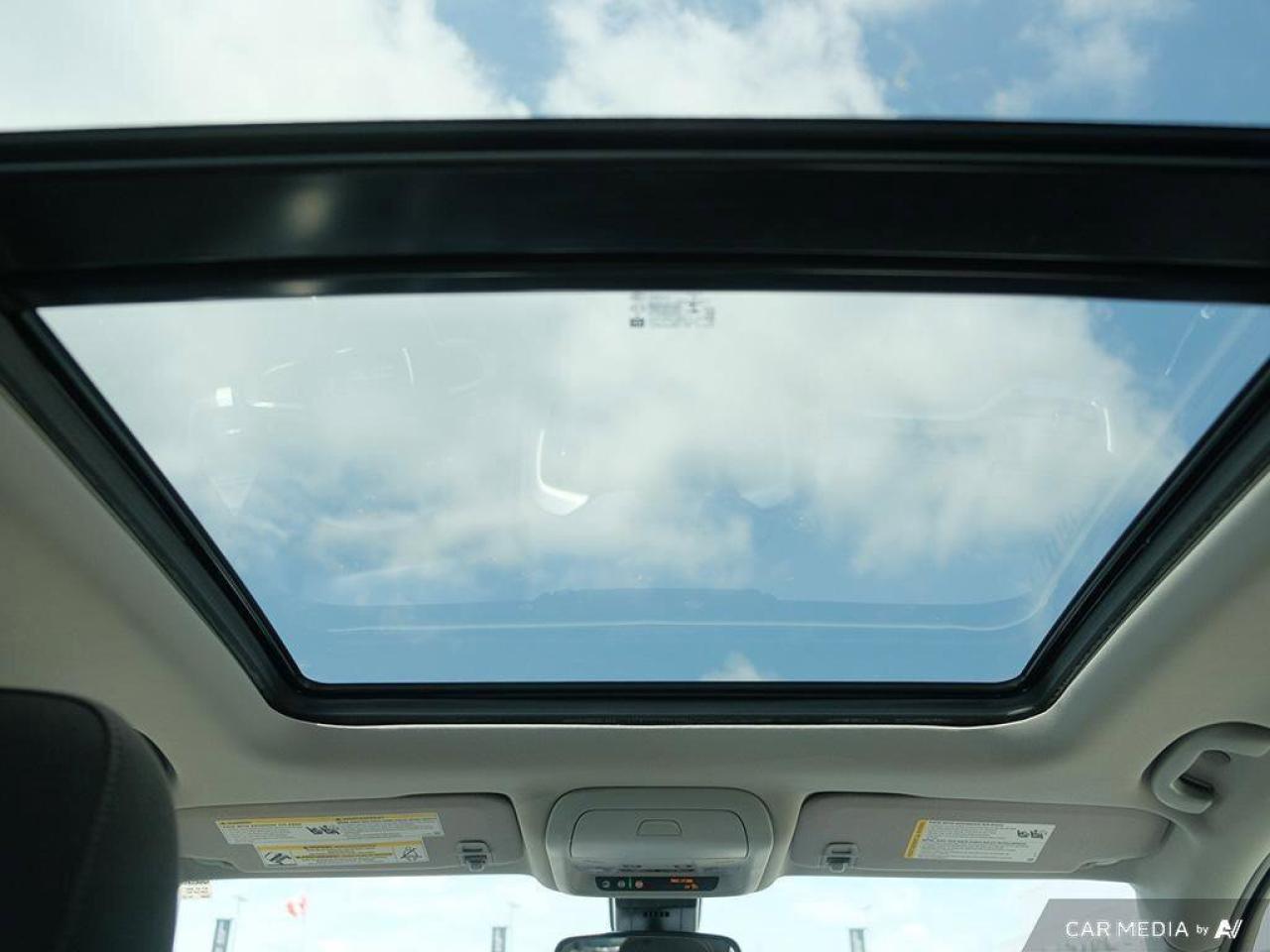 2021 GMC Terrain SLESLE ELEVATION, AWD, 1.5T, ROOF, HTD CLOTH, 1-OW Photo