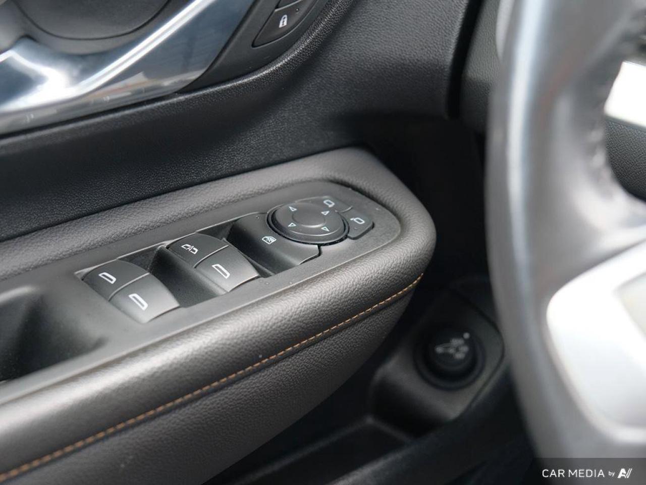 2021 GMC Terrain SLESLE ELEVATION, AWD, 1.5T, ROOF, HTD CLOTH, 1-OW Photo