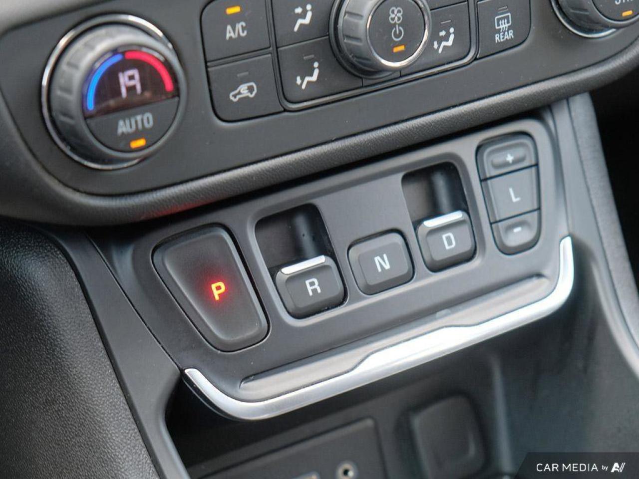 2021 GMC Terrain SLESLE ELEVATION, AWD, 1.5T, ROOF, HTD CLOTH, 1-OW Photo