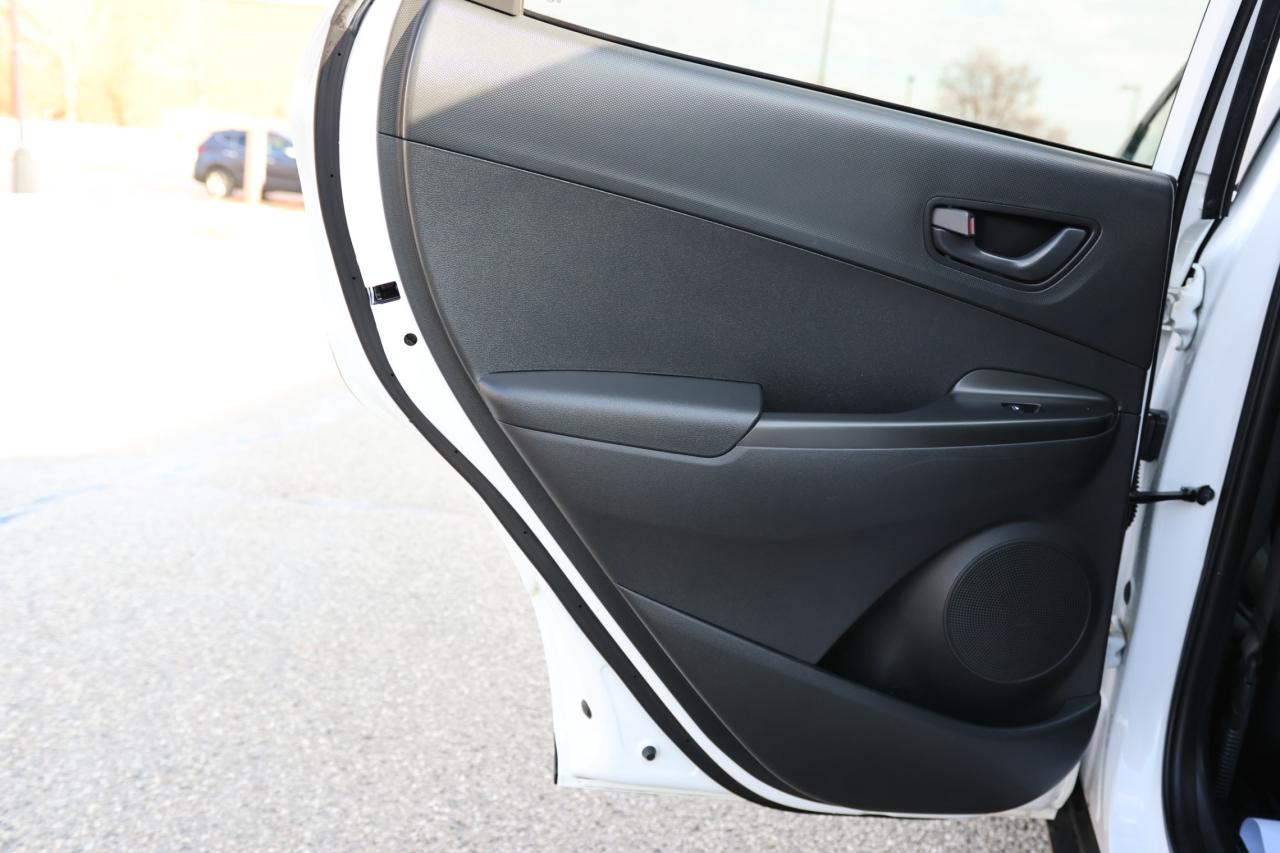 2022 Hyundai KONA ESSENTIAL-AWD/REMOTE START/ADAPT CRUISE/CARPLAY/LA Photo