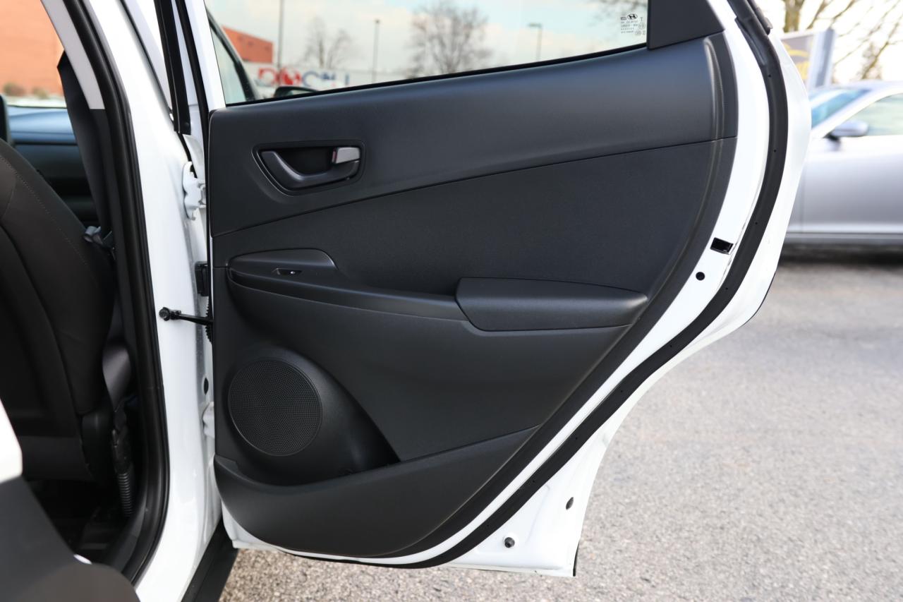 2022 Hyundai KONA ESSENTIAL-AWD/REMOTE START/ADAPT CRUISE/CARPLAY/LA Photo