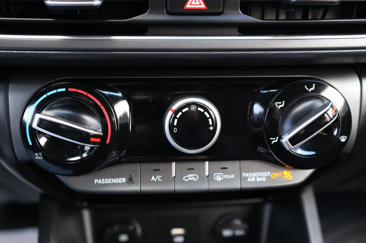 2022 Hyundai KONA ESSENTIAL-AWD/REMOTE START/ADAPT CRUISE/CARPLAY/LA Photo