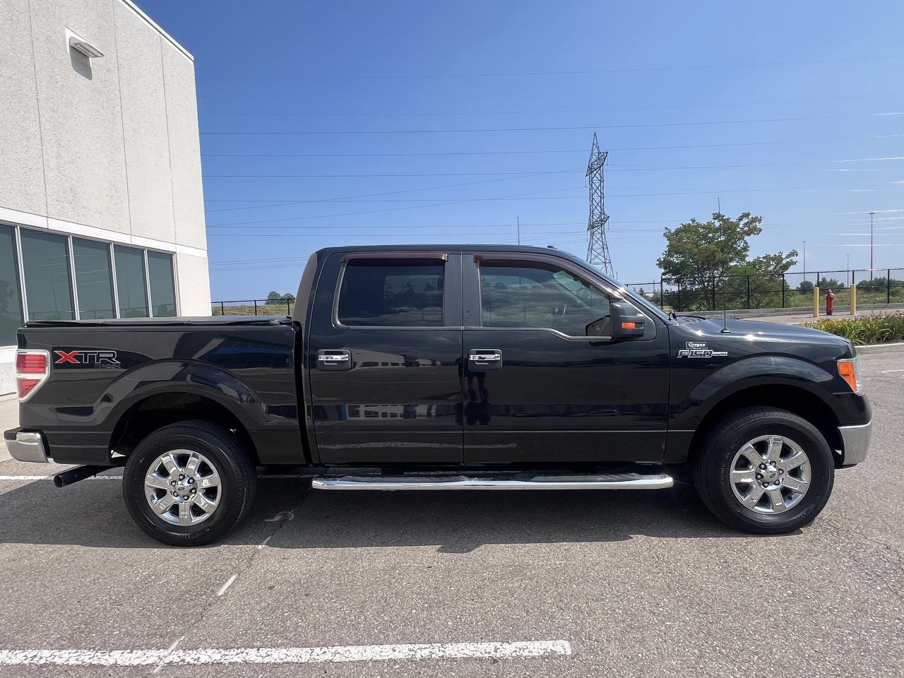 2014 Ford F-150 4WD SuperCrew 145" XLT 4X4 - CERTIFIED 5Litre Photo