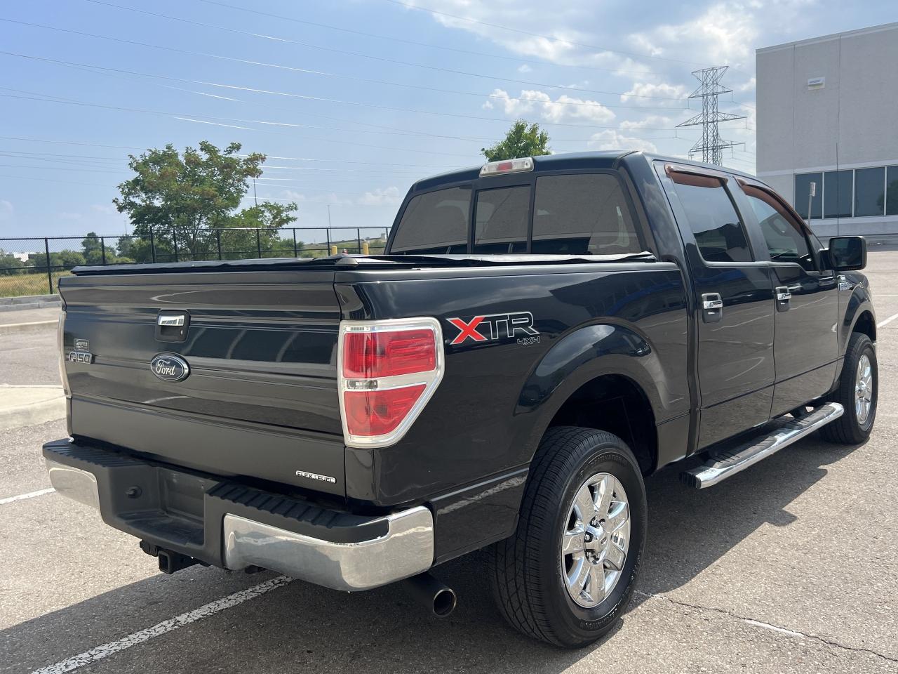 2014 Ford F-150 4WD SuperCrew 145" XLT 4X4 - CERTIFIED 5Litre Photo