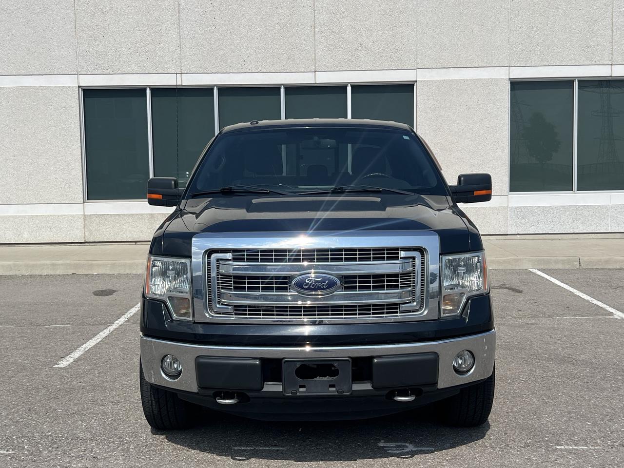 2014 Ford F-150 4WD SuperCrew 145" XLT 4X4 - CERTIFIED 5Litre Photo