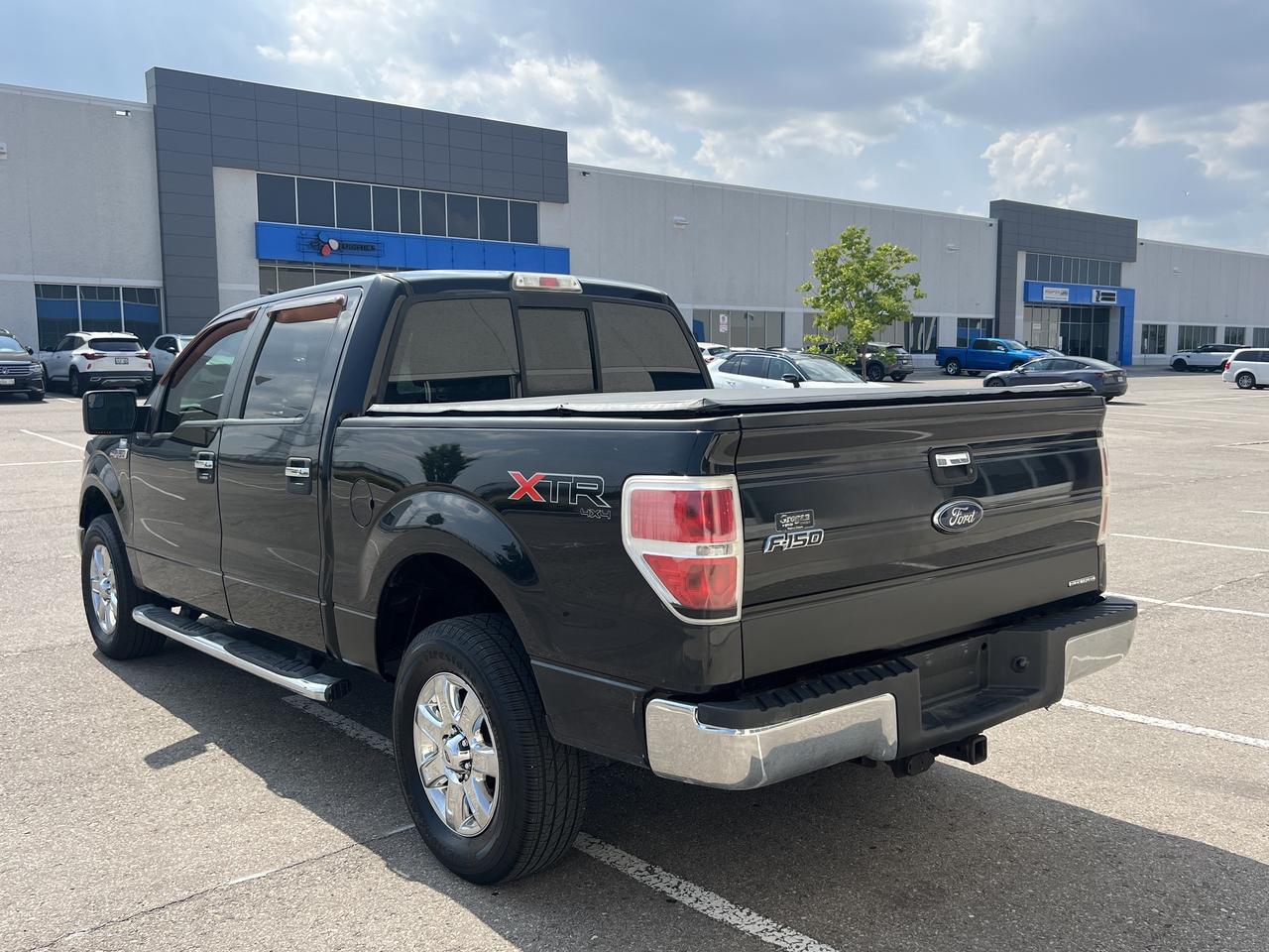 2014 Ford F-150 4WD SuperCrew 145" XLT 4X4 - CERTIFIED 5Litre Photo
