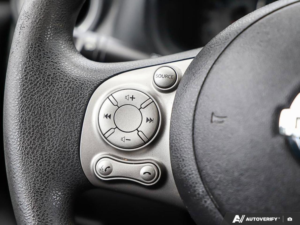 2016 Nissan Micra SVCERTIFIED AS-TRADED, ACCIDENT-FREE, AUTO, CLOTH, Photo