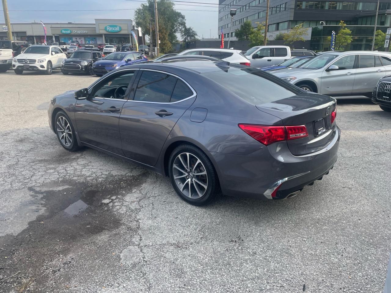 2018 Acura TLX SH-AWD Sedan Photo