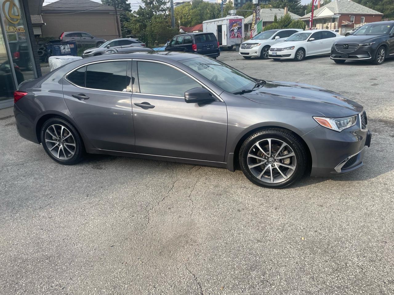 2018 Acura TLX SH-AWD Sedan Photo