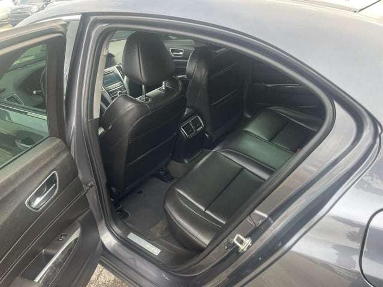 2018 Acura TLX Base Photo