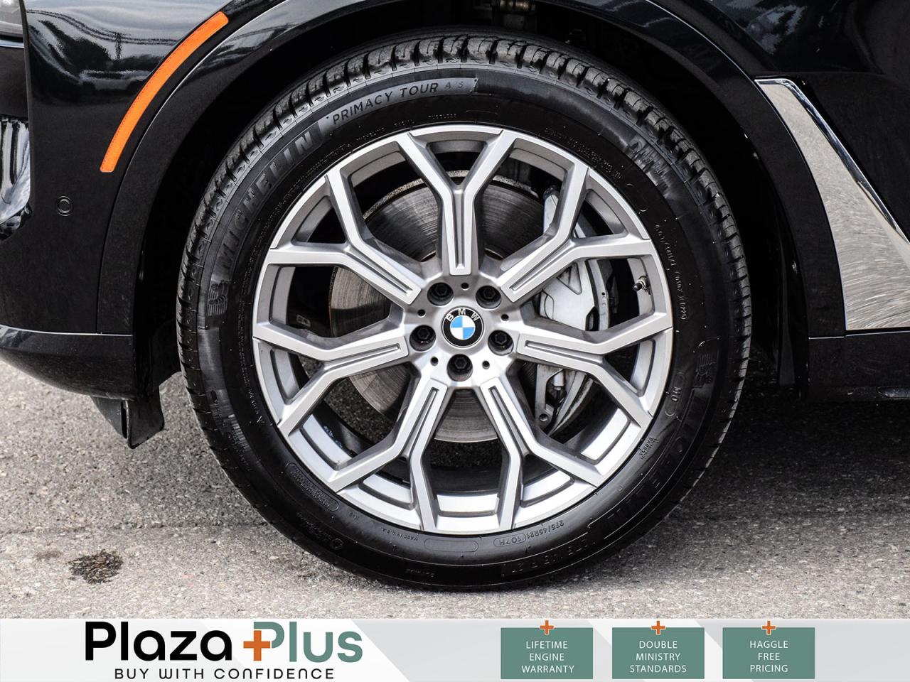 2024 BMW X7 xDrive40i Black Sapphire Metallic Premium Sound Sy Photo4