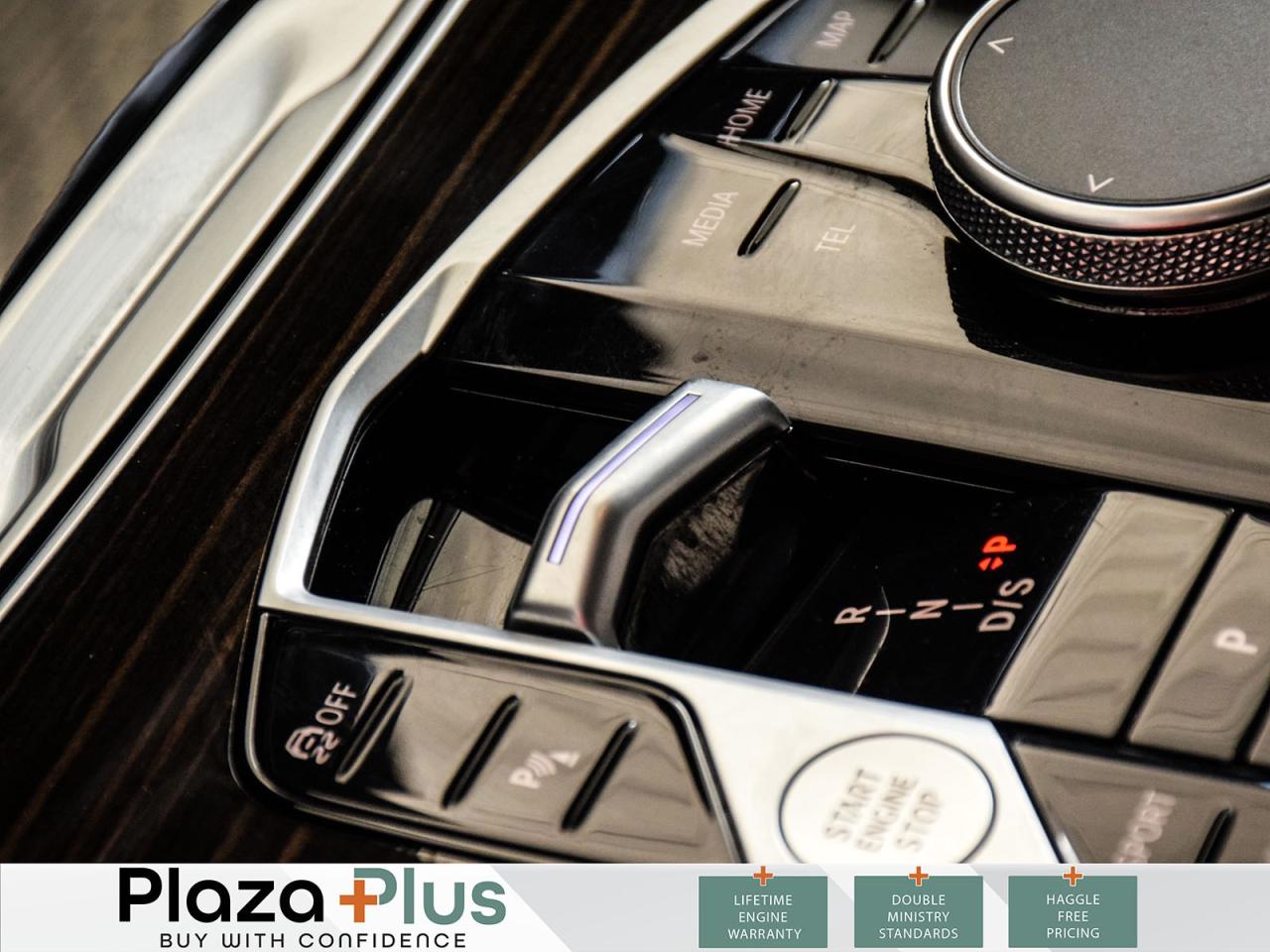 2024 BMW X7 xDrive40i Black Sapphire Metallic Premium Sound Sy Photo