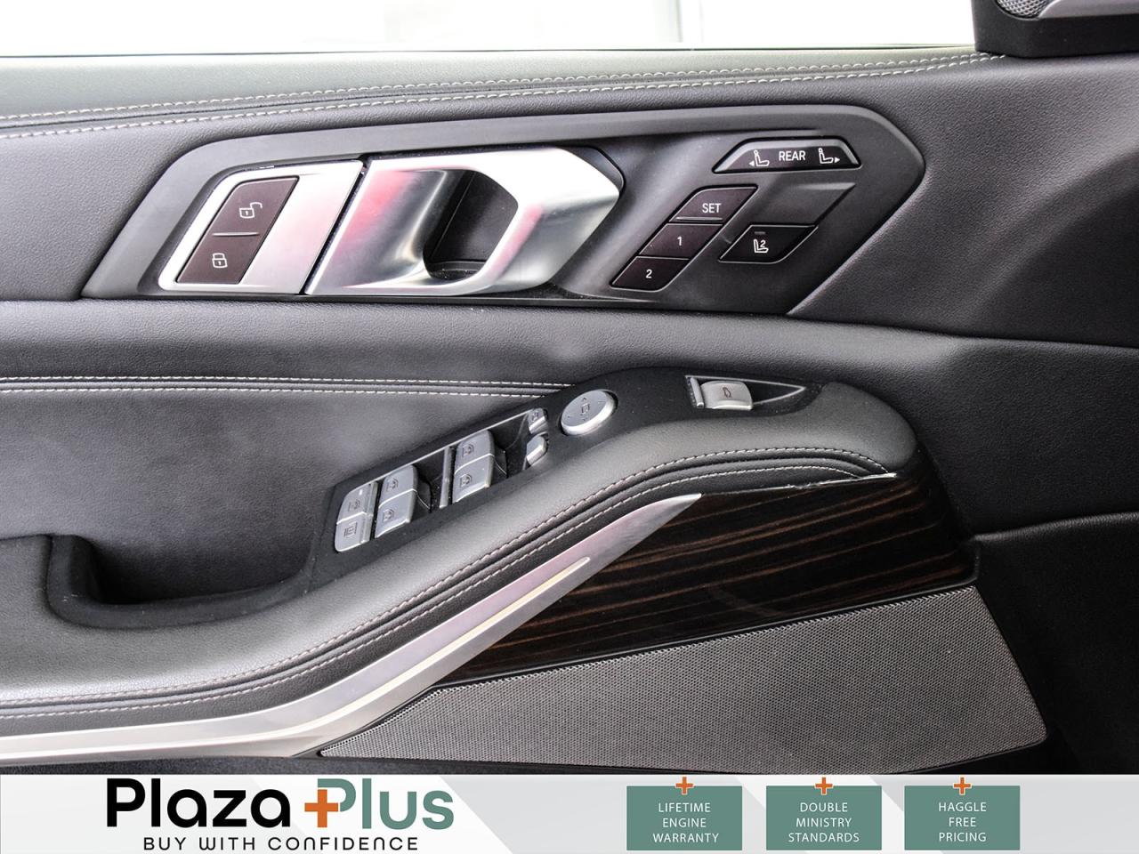 2024 BMW X7 xDrive40i Black Sapphire Metallic Premium Sound Sy Photo