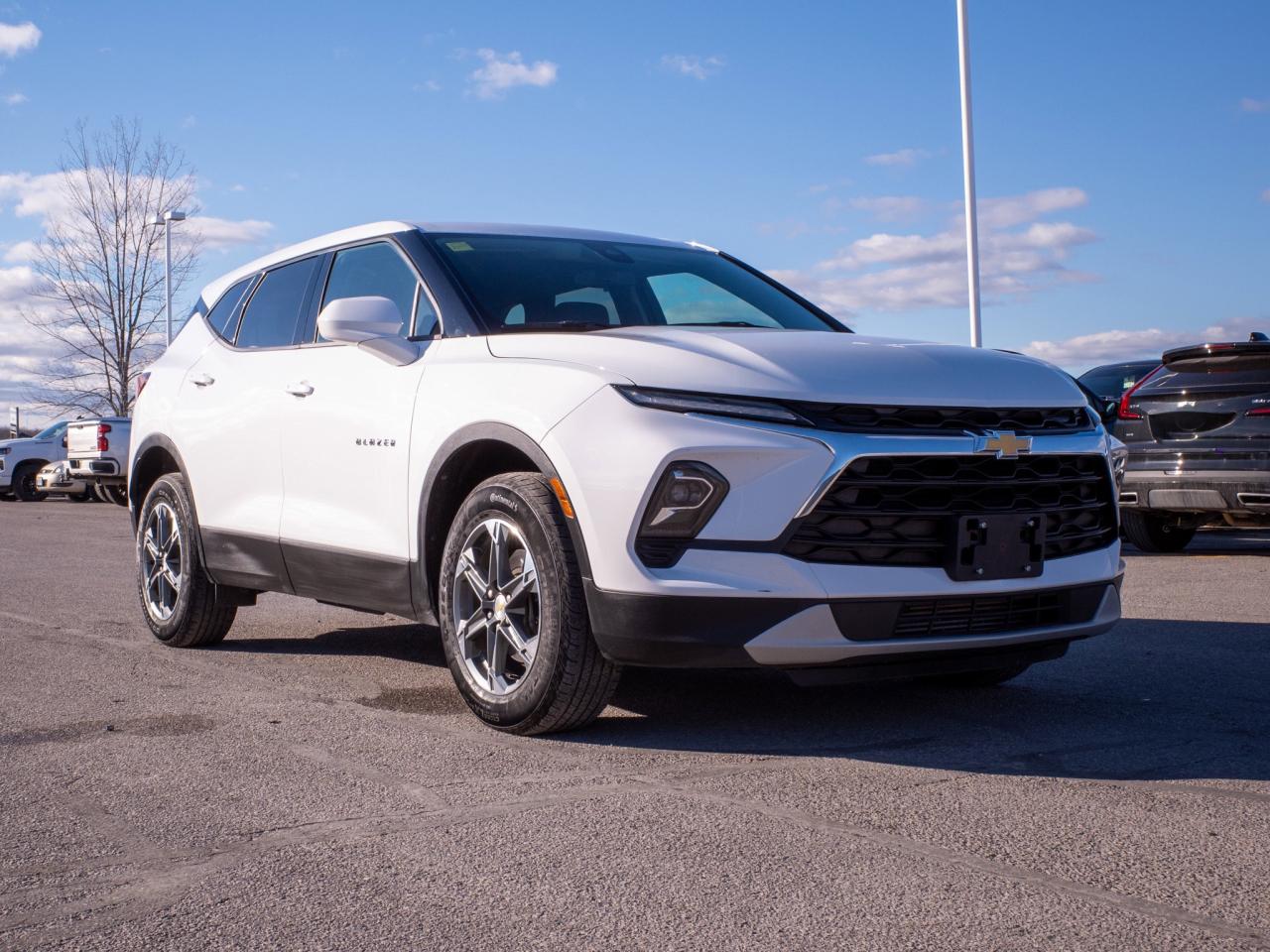 2024 Chevrolet Blazer LT- 10.2-inch Touchscreen Photo