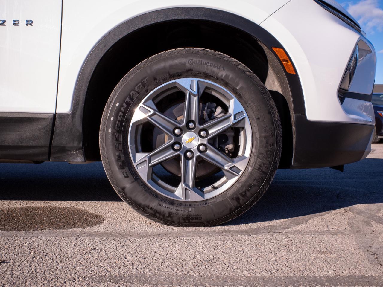 2024 Chevrolet Blazer LT- 10.2-inch Touchscreen Photo