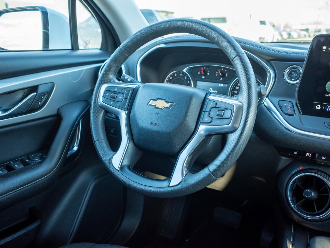 2024 Chevrolet Blazer LT- 10.2-inch Touchscreen Photo