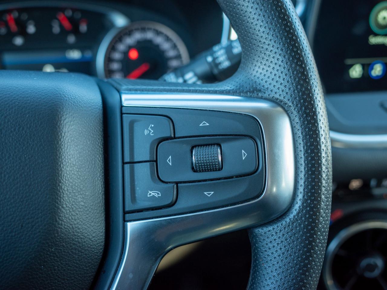 2024 Chevrolet Blazer LT- 10.2-inch Touchscreen Photo