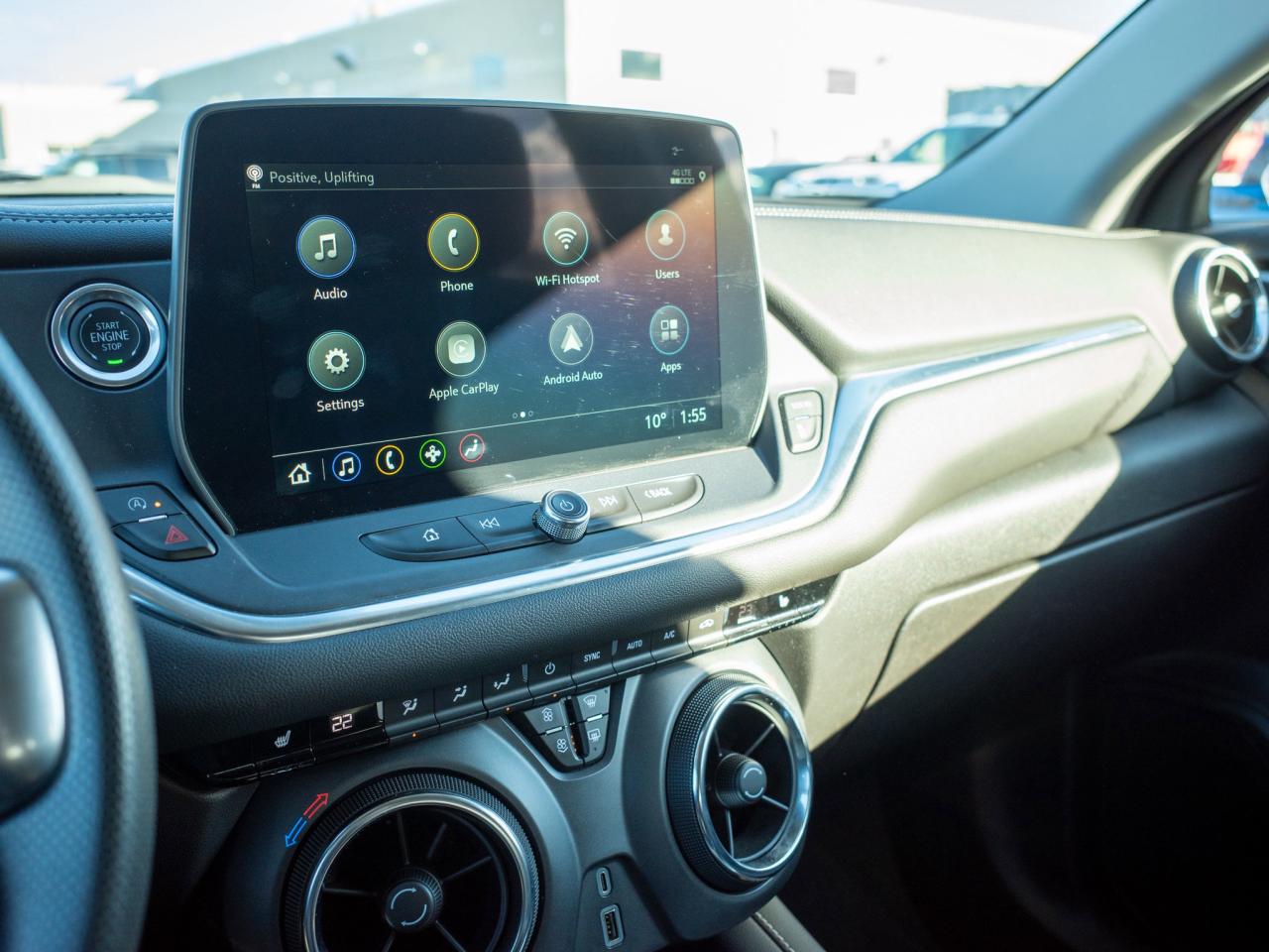 2024 Chevrolet Blazer LT- 10.2-inch Touchscreen Photo