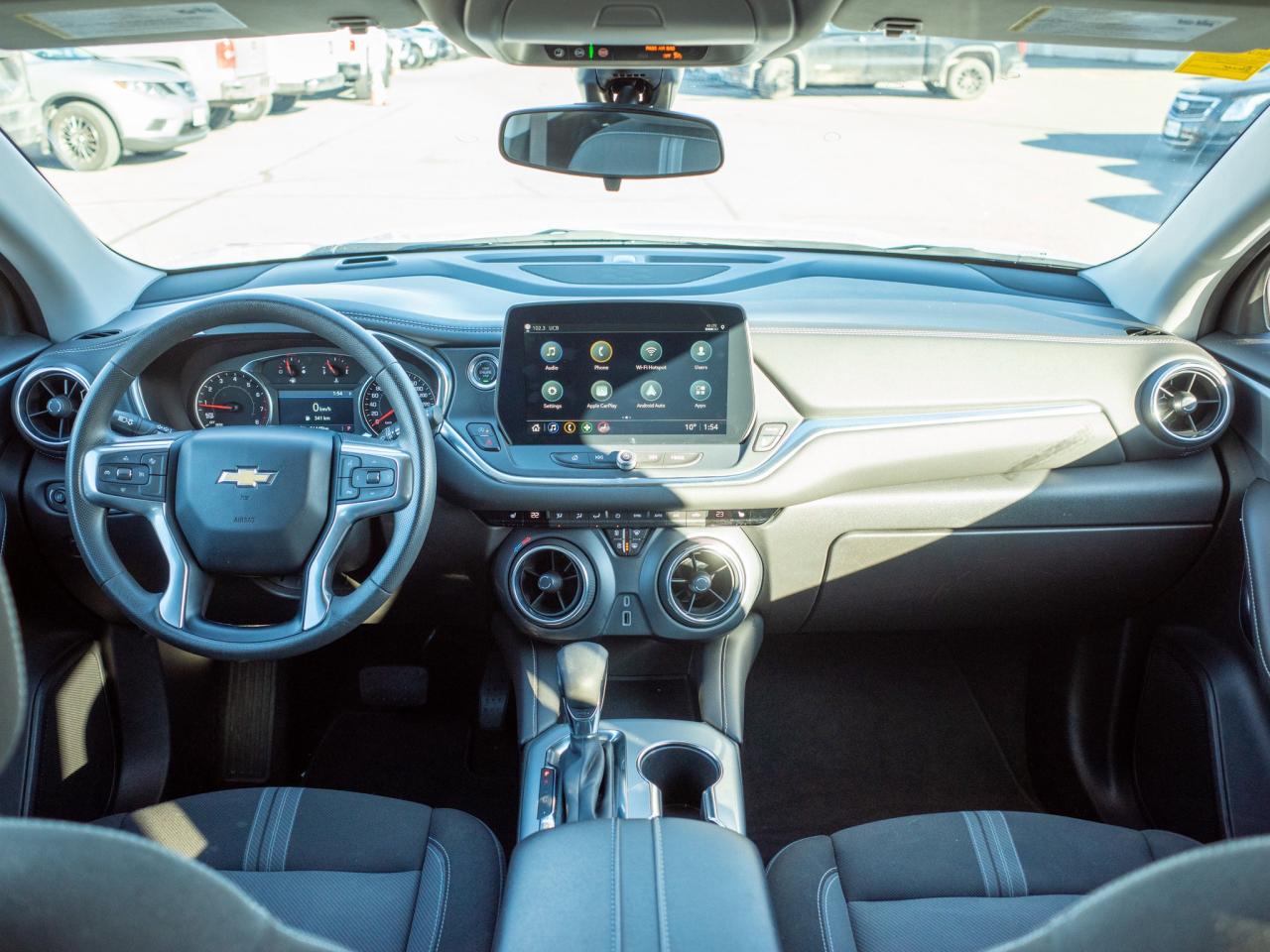 2024 Chevrolet Blazer LT- 10.2-inch Touchscreen Photo