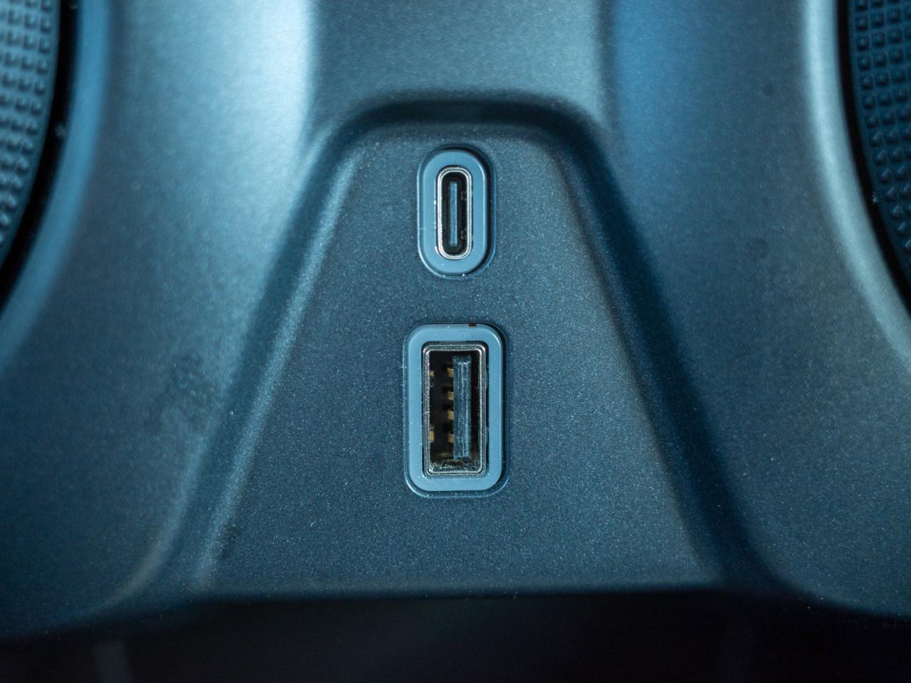 2024 Chevrolet Blazer LT- 10.2-inch Touchscreen Photo