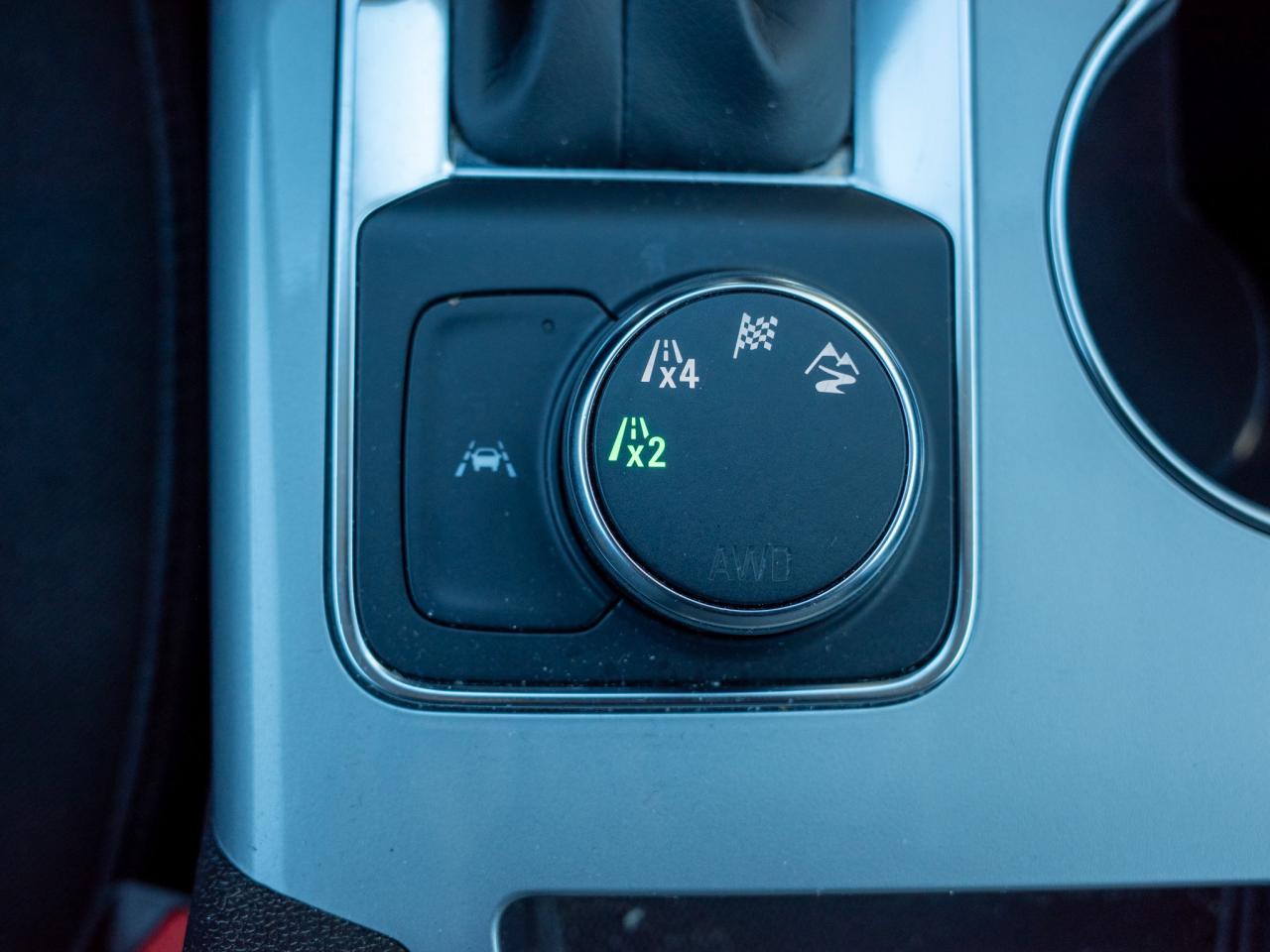 2024 Chevrolet Blazer LT- 10.2-inch Touchscreen Photo