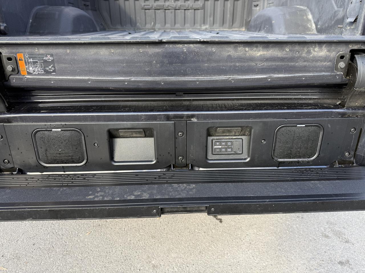 2024 GMC SIERRA 2500HD DENALI ULTIMATE BDS LIFT/WHEEL/TIRE PKG!! Photo