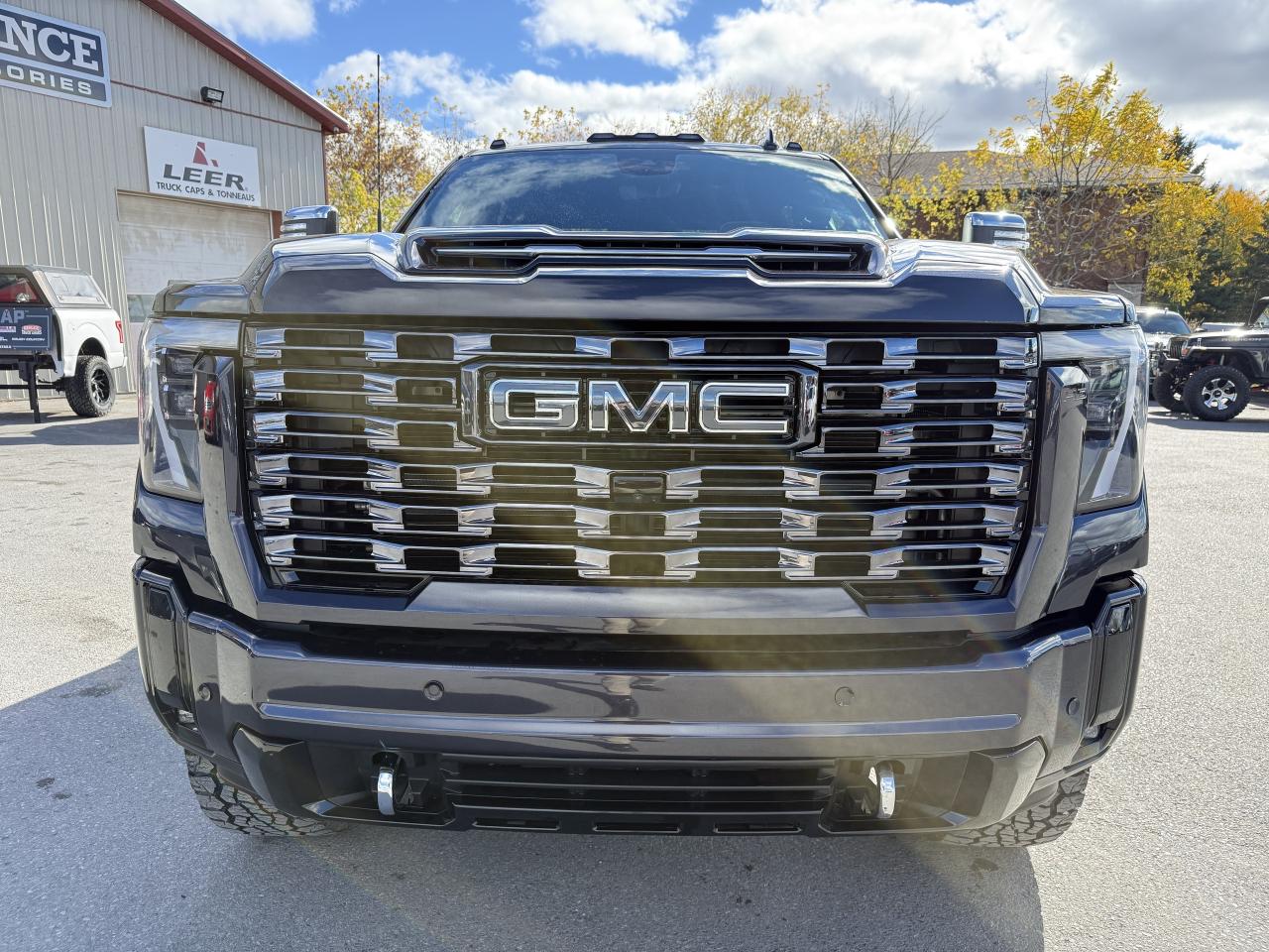 2024 GMC SIERRA 2500HD DENALI ULTIMATE BDS LIFT/WHEEL/TIRE PKG!! Photo