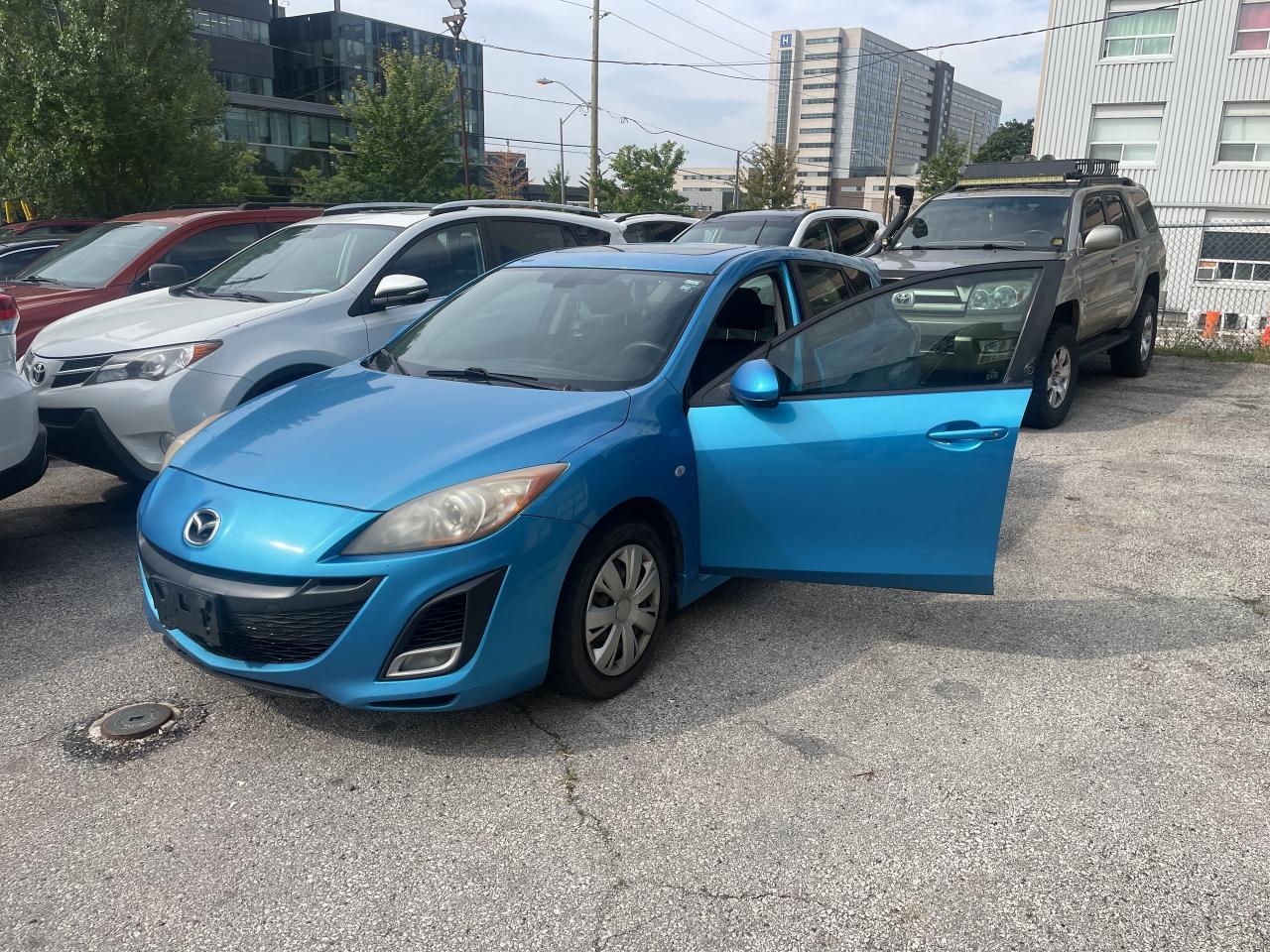 2010 Mazda MAZDA3 4dr HB Sport GS Photo