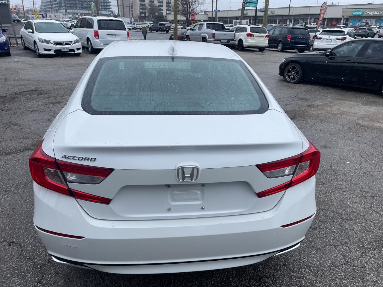 2018 Honda Accord LX CVT Photo
